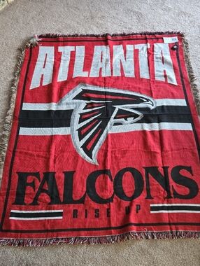 Foco NFL Woven Throw Blanket in Red, Black & White